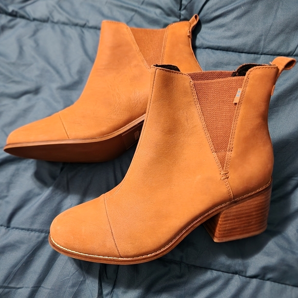 TOMS sz 10 Women's Esme Tan Slouch Boots - Picture 3 of 10